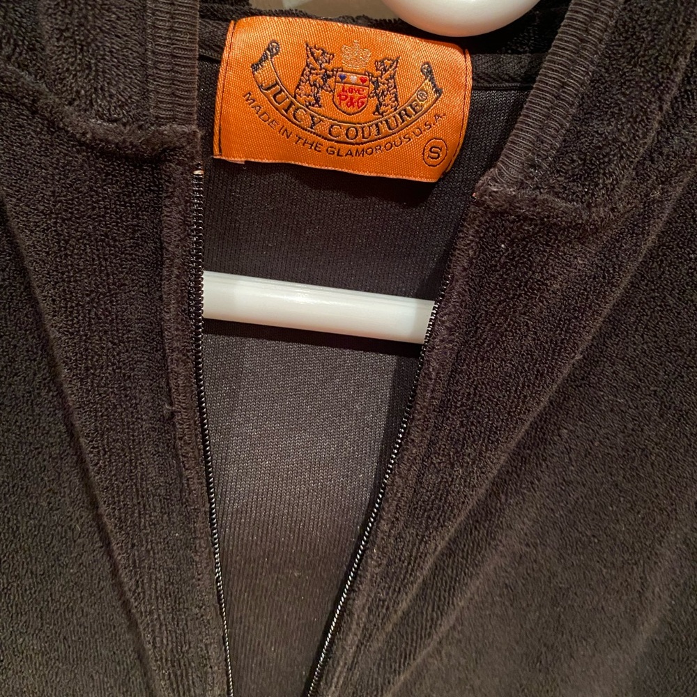 **SOLD** Vintage Y2K Black Terry Cloth Juicy Couture Zip Up Sweatshirt